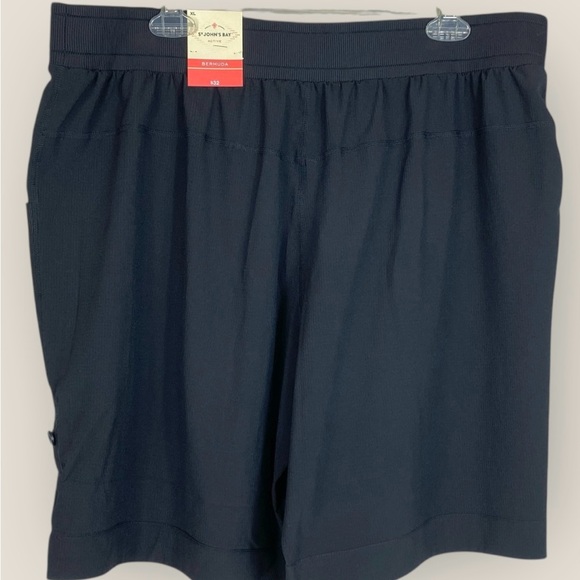 New with Tags St. John's Bay Active Black Bermuda Shorts XL - Picture 6 of 7